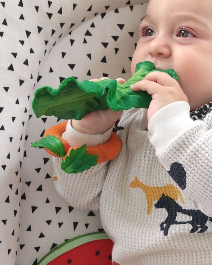 Oli & Carol Oli & Carol Fruit & Veggie Teether (natural rubber) — baby & kids product